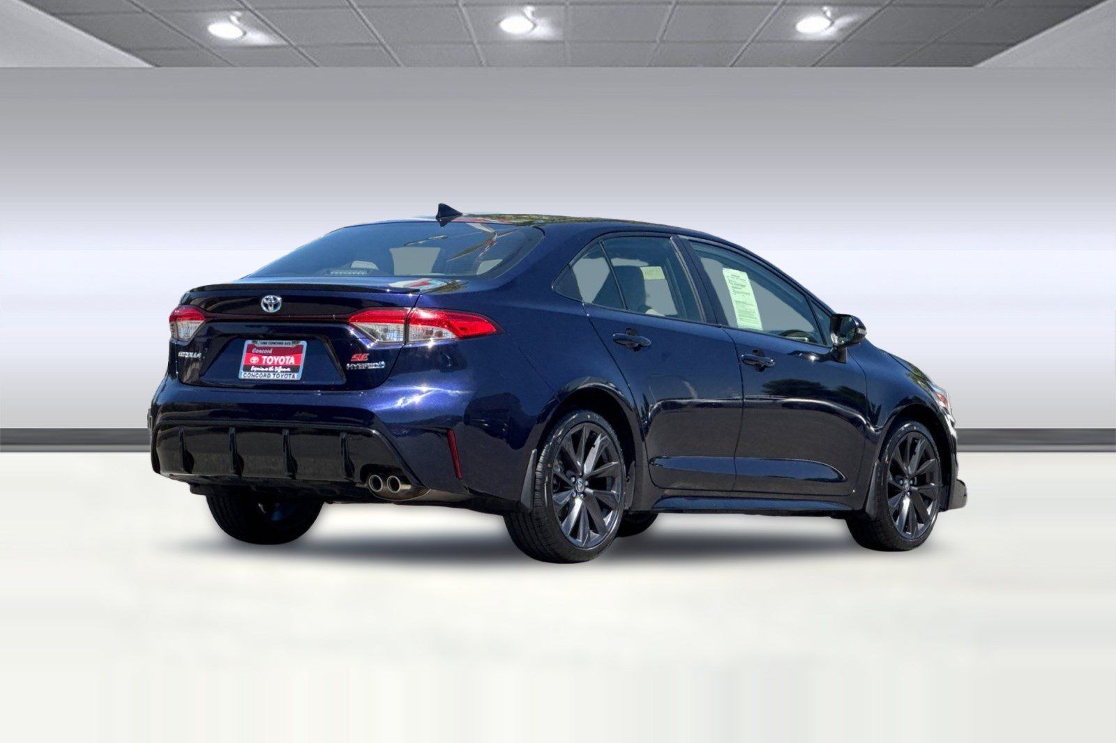 Certified 2024 Toyota Corolla SE FWD image 9