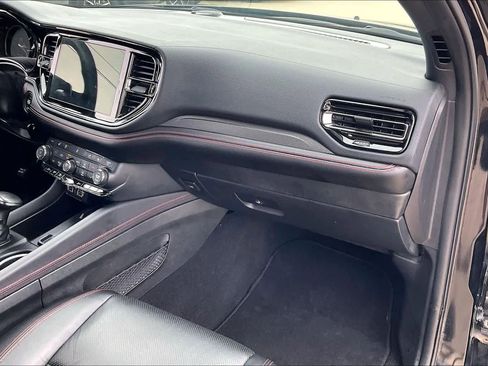 Used 2025 Dodge Durango GT image 18