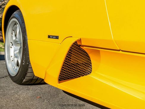 Used 2004 Lamborghini Murcielago Coupe image 57