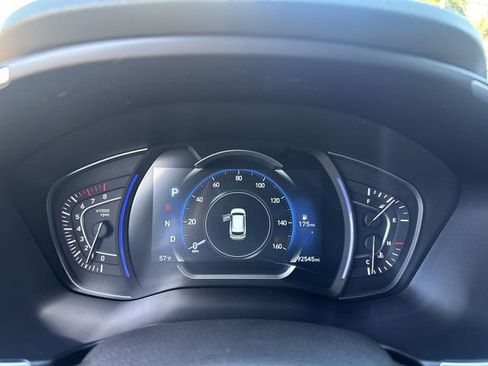 Used 2020 Hyundai Santa Fe SEL w/ Convenience Package image 18