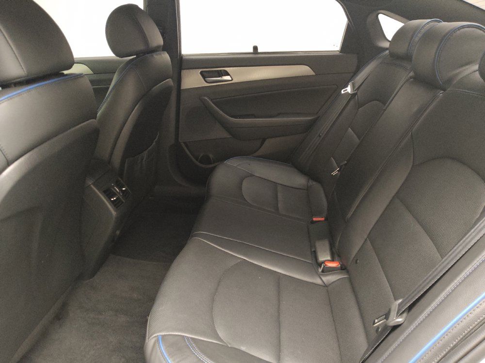 Used 2019 Hyundai Sonata Limited FWD image 18