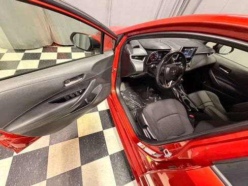 Used 2019 Toyota Corolla SE FWD image 15