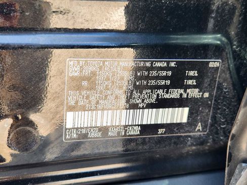 Used 2024 Toyota RAV4 XLE Premium image 33