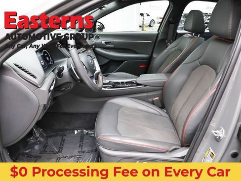 Used 2023 Hyundai Sonata SEL Plus w/ Preferred Accessory Package FWD image 14