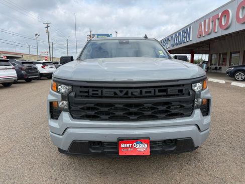 Used 2024 Chevrolet Silverado 1500 Custom AWD/4WD image 2