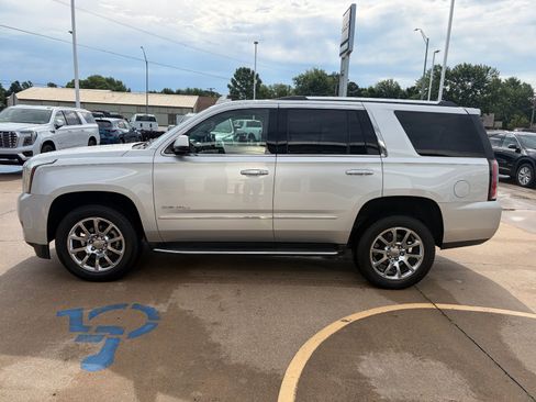 Used 2019 GMC Yukon Denali w/ Open Road Package AWD/4WD image 3