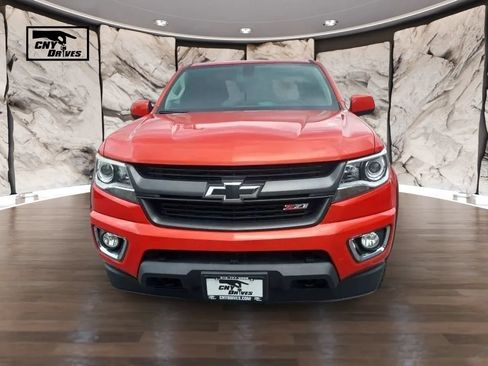 Used 2016 Chevrolet Colorado Z71 AWD/4WD image 2