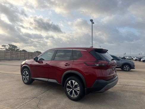 Certified 2023 Nissan Rogue SV w/ SV Premium B Package FWD image 12