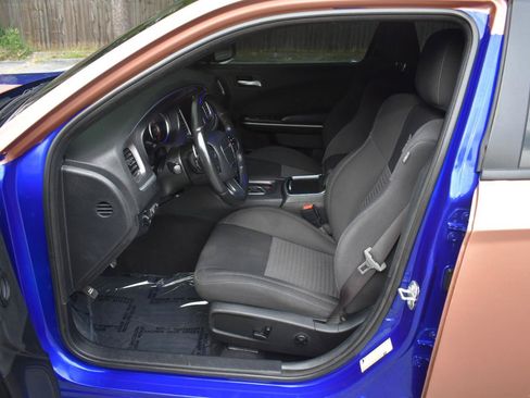 Used 2019 Dodge Charger Scat Pack RWD image 12