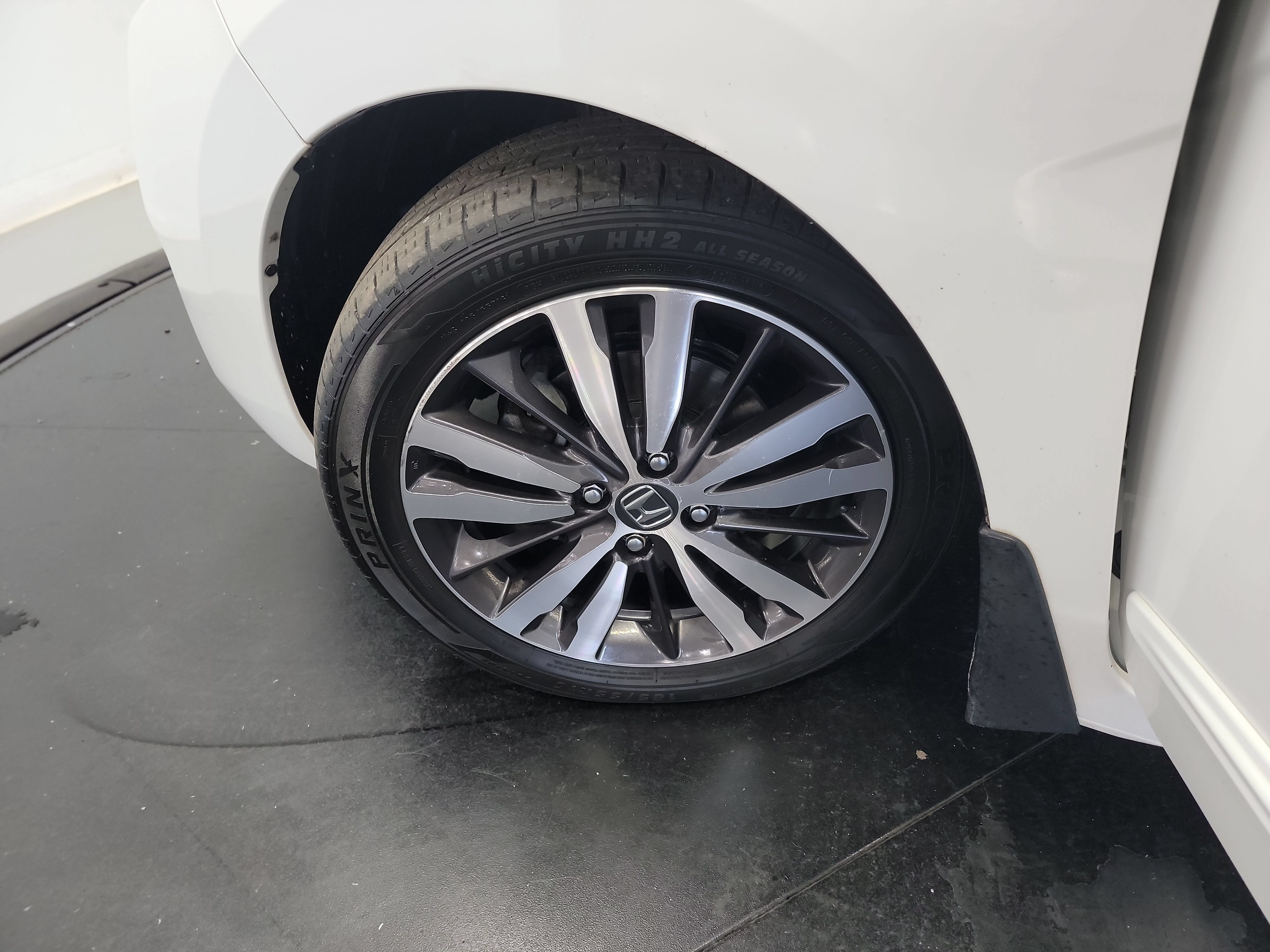 Used 2016 Honda Fit EX image 30