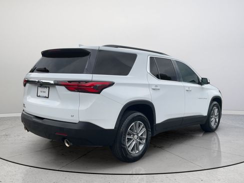 Certified 2022 Chevrolet Traverse LT FWD image 7