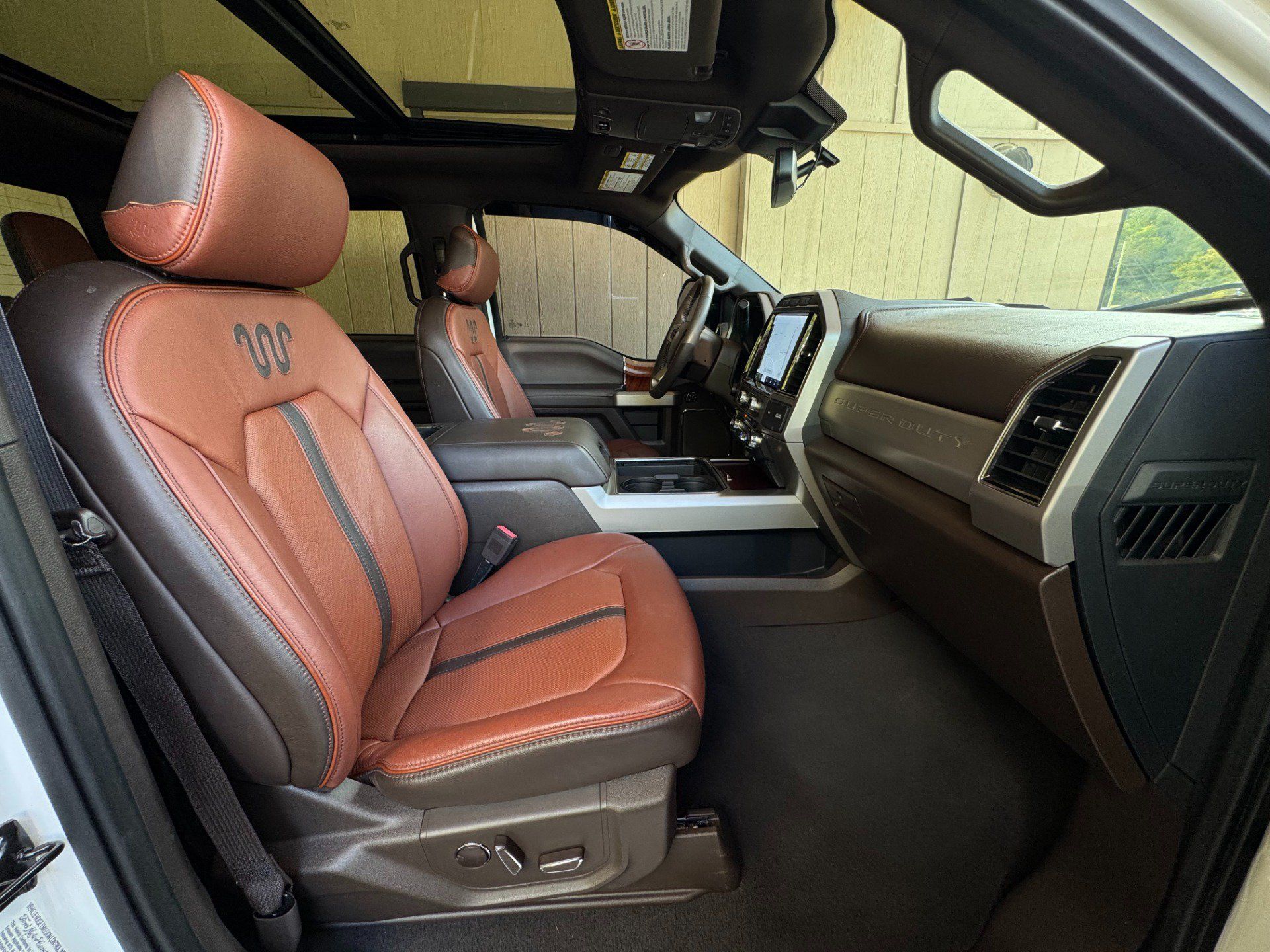 Used 2022 Ford F350 King Ranch w/ King Ranch Ultimate Package AWD/4WD image 19