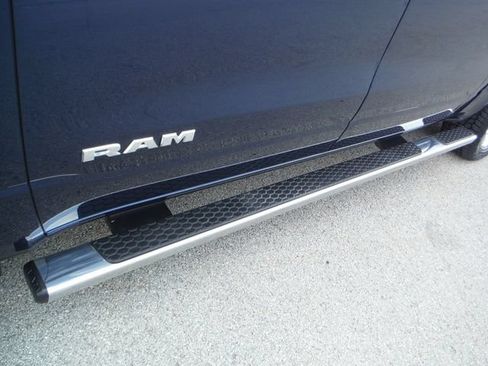 Certified 2021 RAM 1500 Big Horn AWD/4WD image 9