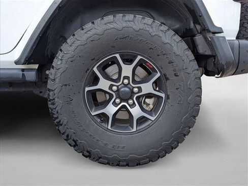 Used 2018 Jeep Wrangler Unlimited Rubicon AWD/4WD image 9