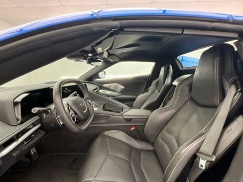 Used 2024 Chevrolet Corvette Stingray Preferred Conv w/ Z51 Performance Package RWD image 11