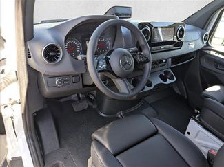 New 2026 Mercedes-Benz Sprinter 2500 video 3