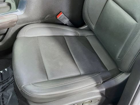 Used 2024 Chevrolet Silverado 1500 LTZ w/ LTZ Convenience Package II AWD/4WD image 19