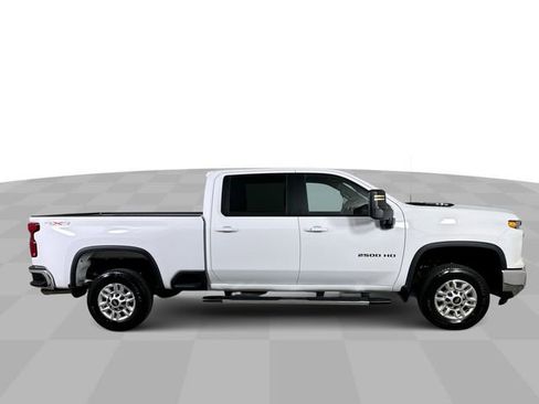 Used 2025 Chevrolet Silverado 2500 LT w/ Convenience Package AWD/4WD image 9