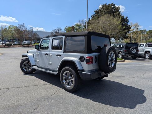 Used 2022 Jeep Wrangler Unlimited Sahara w/ LED Lighting Group image 20
