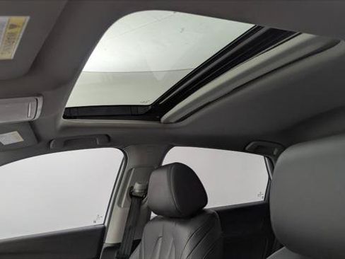 Used 2024 Acura Integra FWD image 29