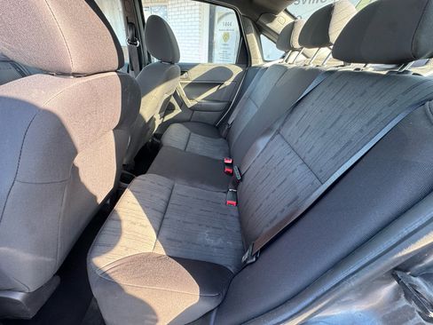 Used 2011 Ford Focus SE image 12