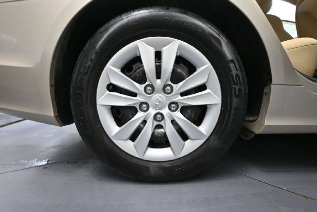 Used 2011 Hyundai Sonata GLS FWD image 10