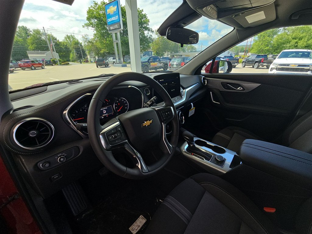 New 2026 Chevrolet Blazer LT AWD/4WD image 10
