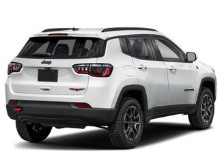 Used 2025 Jeep Compass Trailhawk AWD/4WD video 2