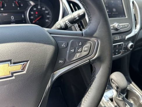 Used 2024 Chevrolet Equinox LT image 19