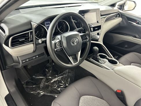 Used 2021 Toyota Camry LE w/ Carpet Mat Package (TMS) image 11
