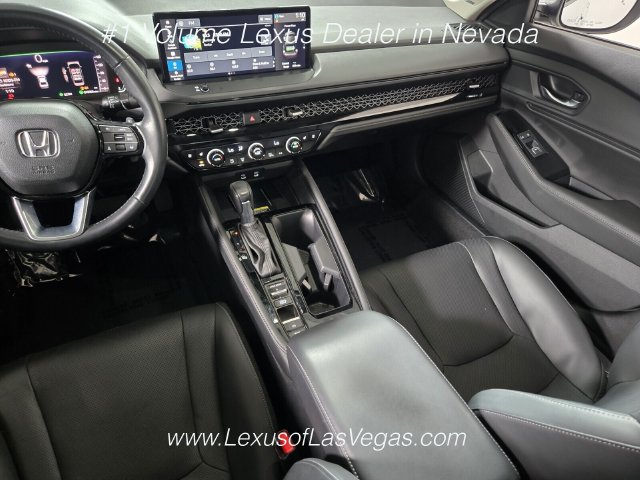 Used 2023 Honda Accord Touring image 17