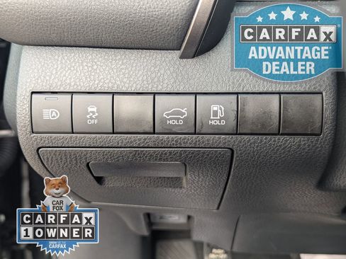Used 2024 Toyota Camry SE FWD image 11