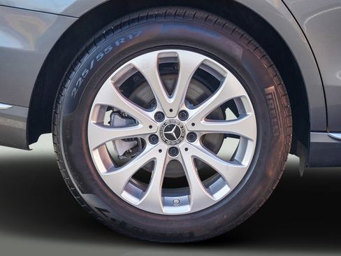 Used 2020 Mercedes-Benz E 350 4MATIC Sedan w/ Parking Assistance Package image 14