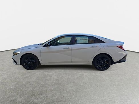 New 2026 Hyundai Elantra Sport image 8