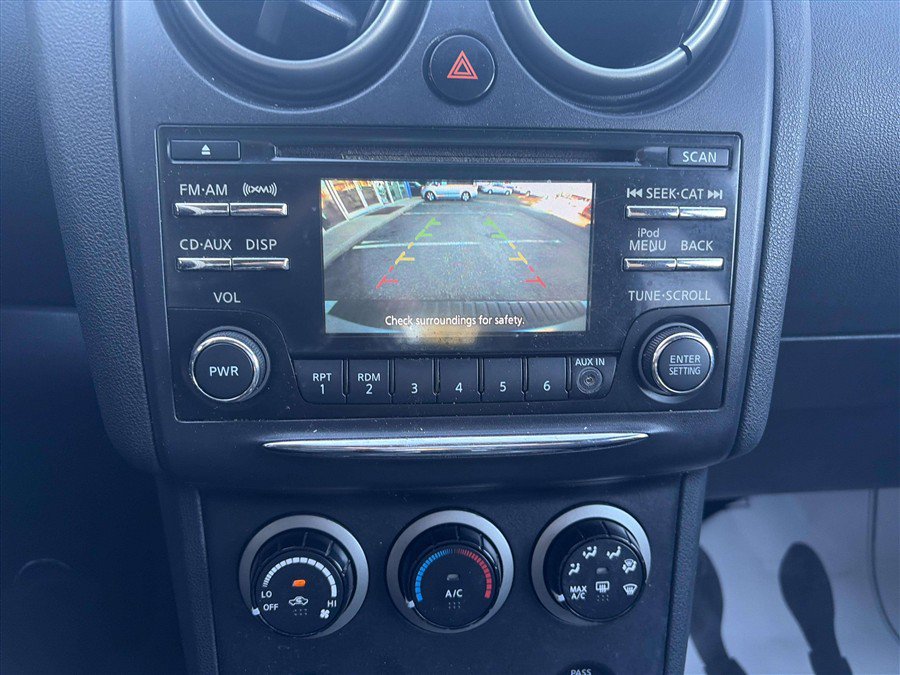 Used 2013 Nissan Rogue SV AWD/4WD image 24
