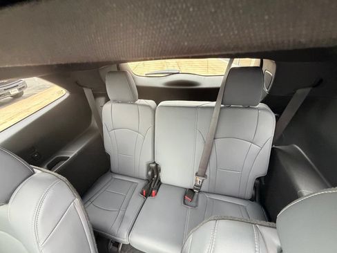 Used 2023 Buick Enclave Essence w/ Experience Buick Package AWD/4WD image 11