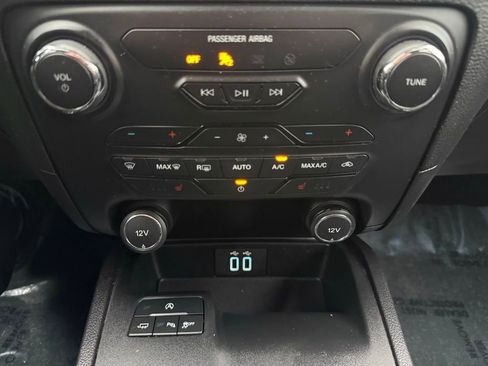 Used 2019 Ford Ranger XLT w/ Equipment Group 302A Luxury image 28