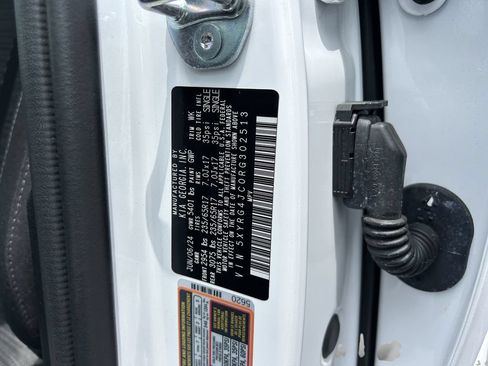 Used 2024 Kia Sorento LX FWD image 37
