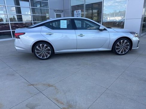 Used 2023 Nissan Altima 2.5 SL image 8