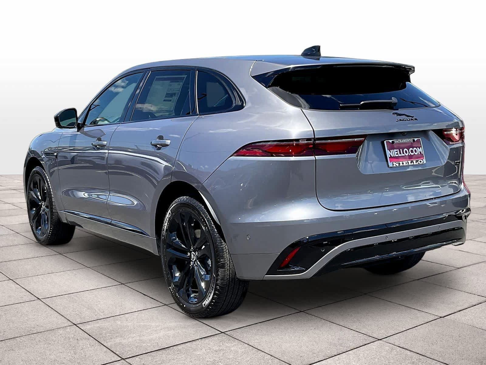 New 2026 Jaguar F-PACE R-Dynamic S AWD/4WD image 3
