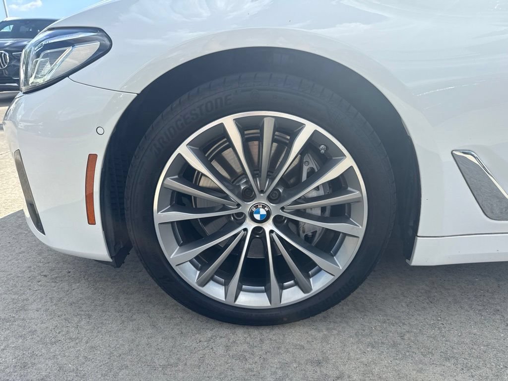 Used 2021 BMW 540i w/ Premium Package RWD image 9