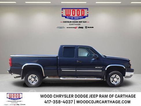 Used 2005 Chevrolet Silverado 2500 LS RWD image 2