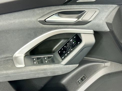 New 2025 Audi SQ5 Prestige image 22