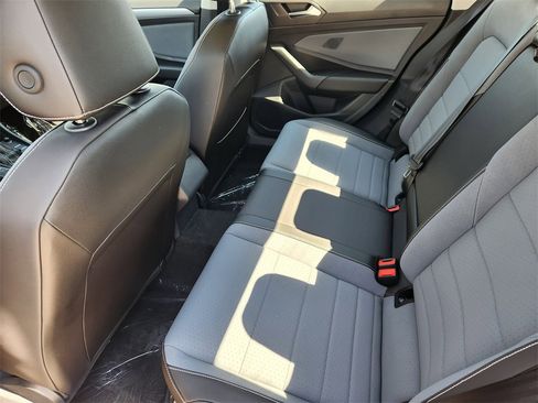New 2026 Volkswagen Jetta SE image 20