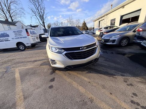 Used 2018 Chevrolet Equinox LT image 5