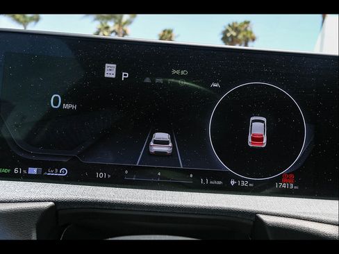 Used 2024 Kia EV6 Light RWD image 30