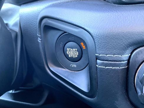 Used 2026 Jeep Wrangler Unlimited Sahara AWD/4WD image 35