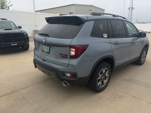 Used 2022 Honda Passport TrailSport image 3