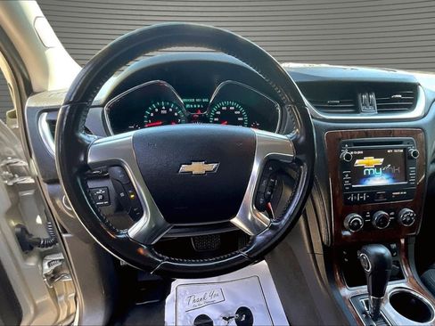 Used 2013 Chevrolet Traverse LT w/ All-Star Edition AWD/4WD image 8