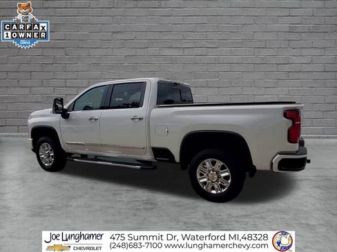 Certified 2024 Chevrolet Silverado 2500 High Country w/ High Country Premium Package AWD/4WD image 6